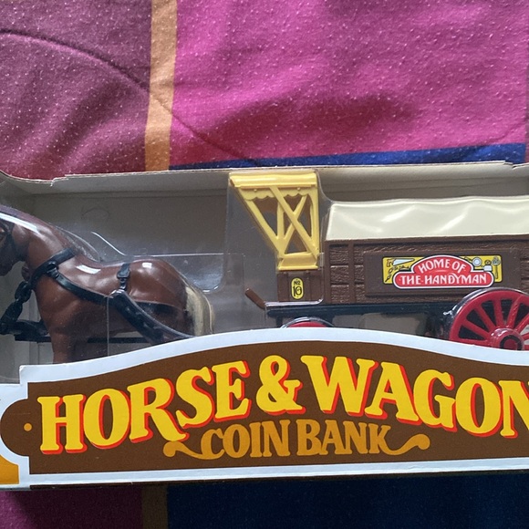 1991 Rare Ertl Home Hardware 10th Limited Edition Horse & Wagon Coin Bank - Picture 2 of 9